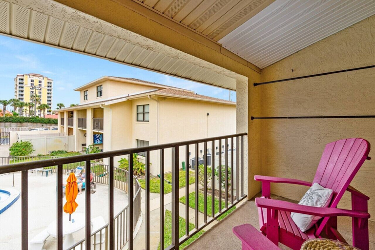 Interior 2, Island Time Oasis Pool Walk to Beach & Balcony, Volusia