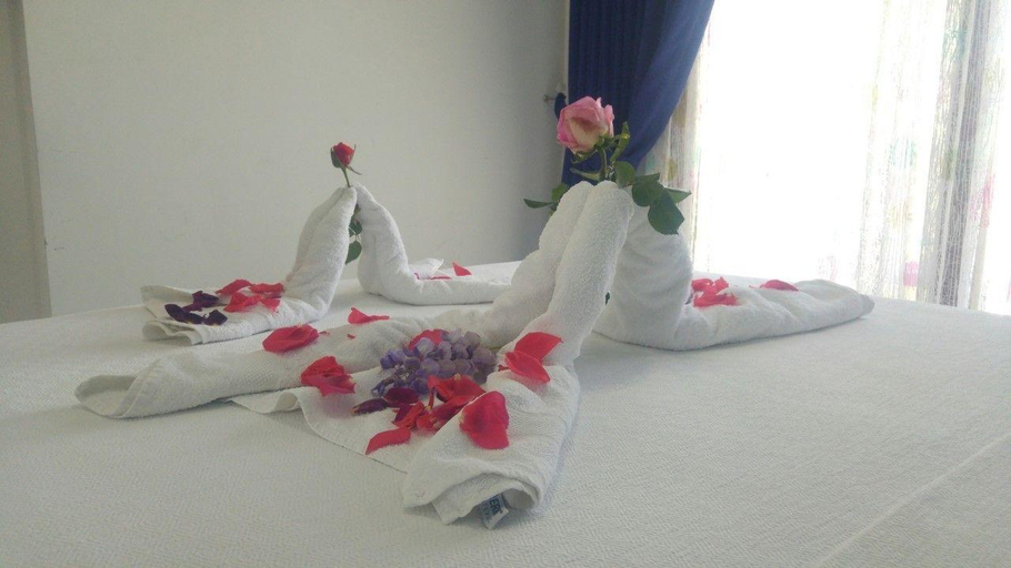 Others 5, Derin Butik Otel, Seferihisar
