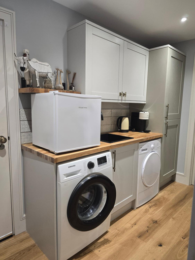 Others 5, Casa Rosa Cheltenham - luxury unit, free parking - 5 star, Gloucestershire