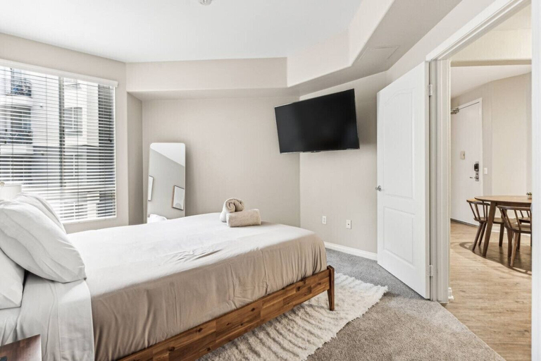 Interior 4, Chic Marina Oasis 5 Star Amenities Central, Los Angeles
