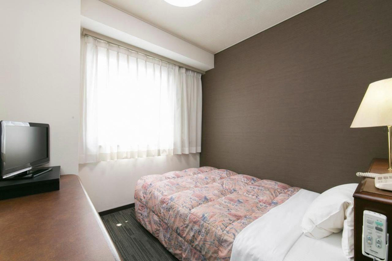 Bedroom 2, Nawa Plaza Hotel, Tōkai