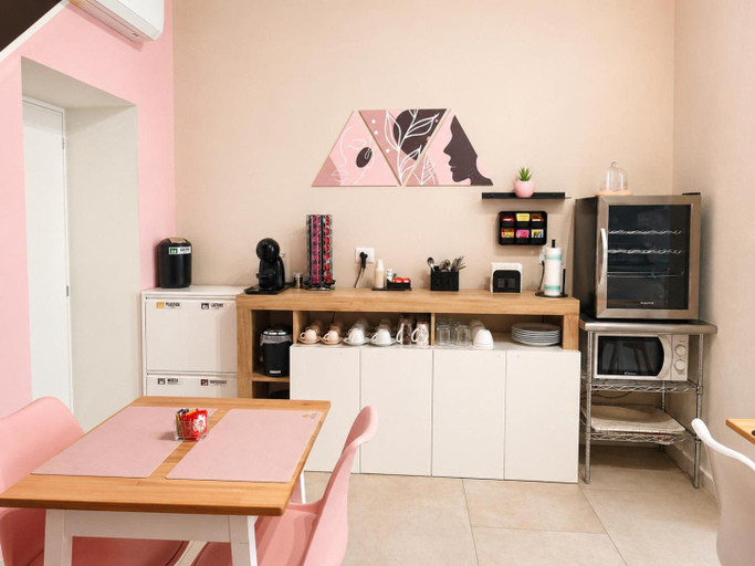 Others 5, B&B Alice, Sassari