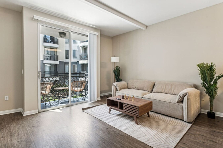 Interior 2, Chic Marina Oasis 5 Star Amenities Central, Los Angeles