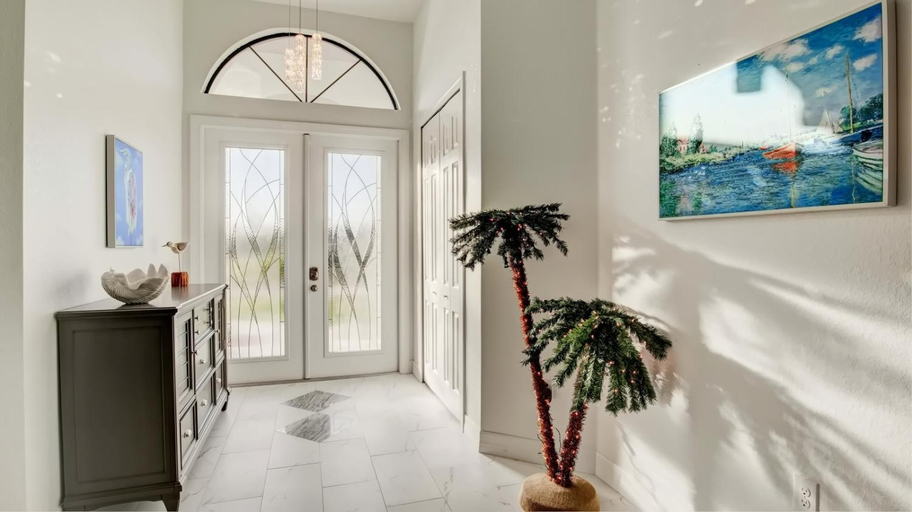 Others 5, Villa Coastal Comfort Cove - Beautiful Pool Home with Gulf access, Lee
