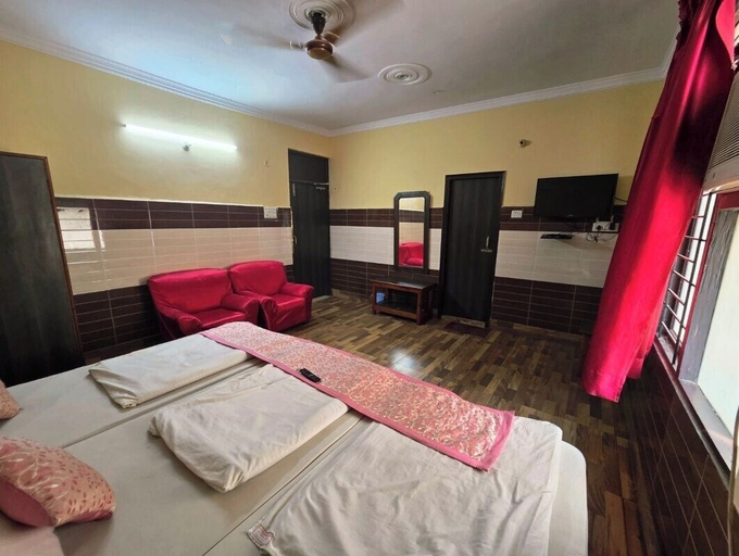 Room 5, Hotel Shobha Inn, Lucknow