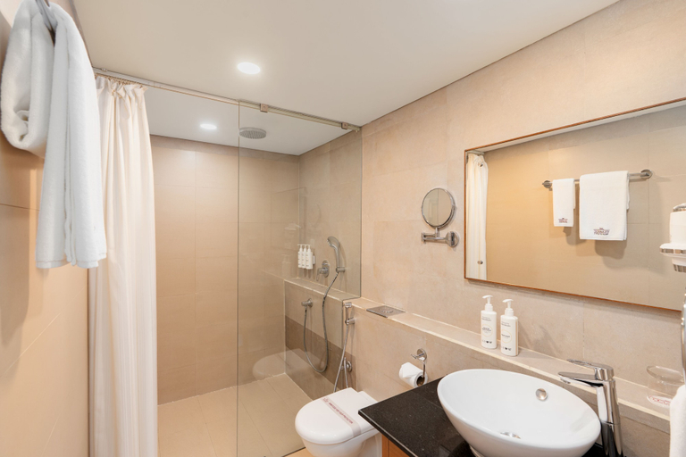 Bathroom 5, Classic Grande Imphal - A Member of Radisson Individuals , Imphal East