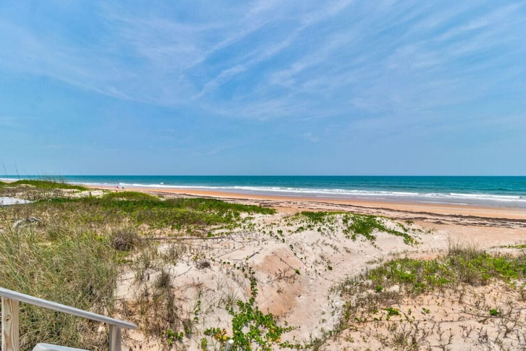 Interior 5, 3 Bedroom 2 Bath Pet Friendly Ocean View 4 Houses From Beach, Volusia