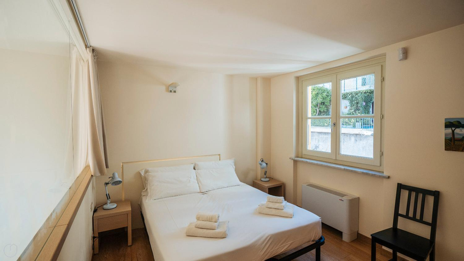 Others 2, Virgilio 2 - Villa Bice, Savona