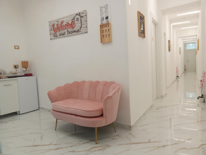 Others 2, Alessia Sweet Home, Caserta