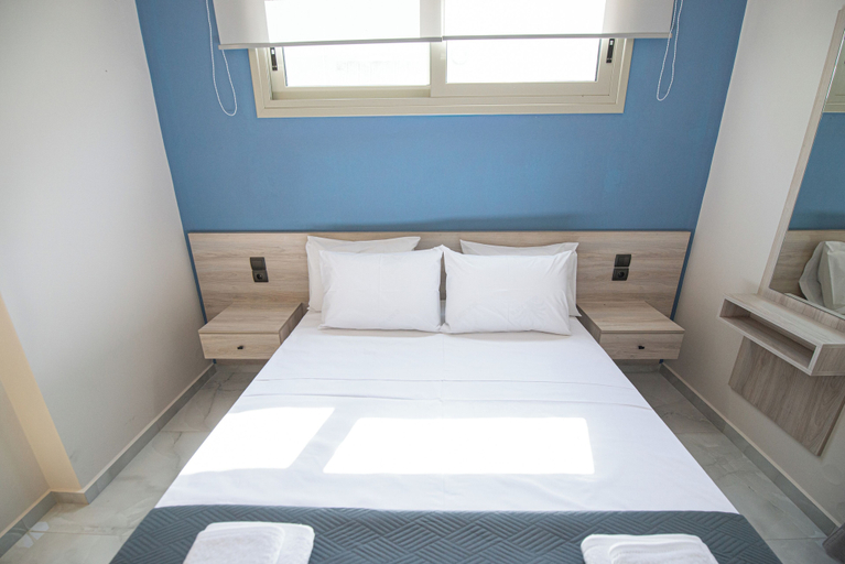 Room 2, JASMINE, Crete