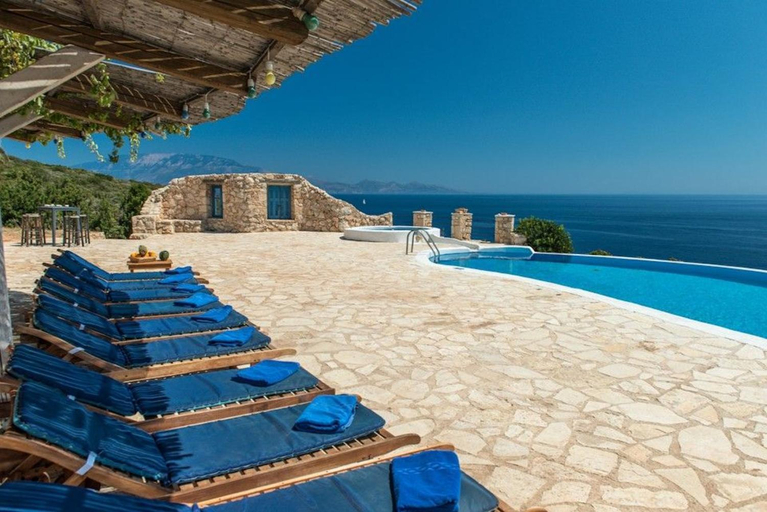 Sport & Beauty 2, Extravagant Zante Villa Villa Deep Blue Great Sea Views 4 Bedrooms, Ionian Islands