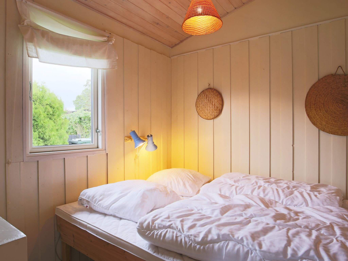 Bedroom 2, Seaside Serenity in LumsAYs-By Traum, Odsherred