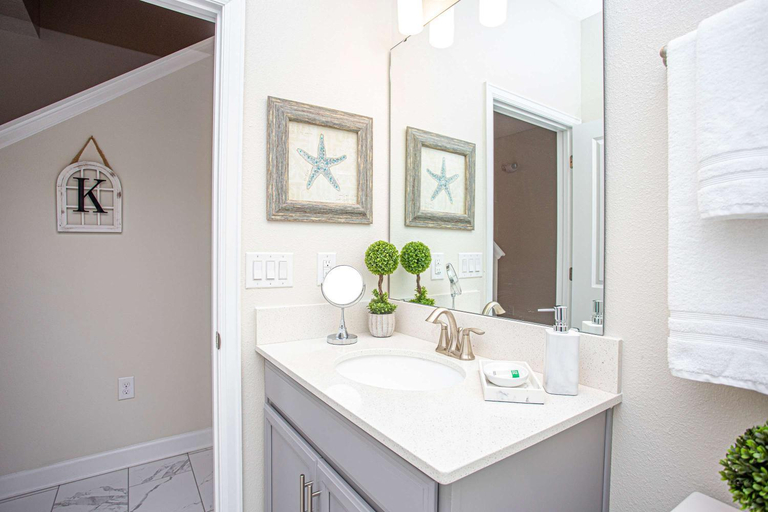 Bathroom 4, Marvelous 4 Bd w/ Pool Close to Disney 218, Osceola