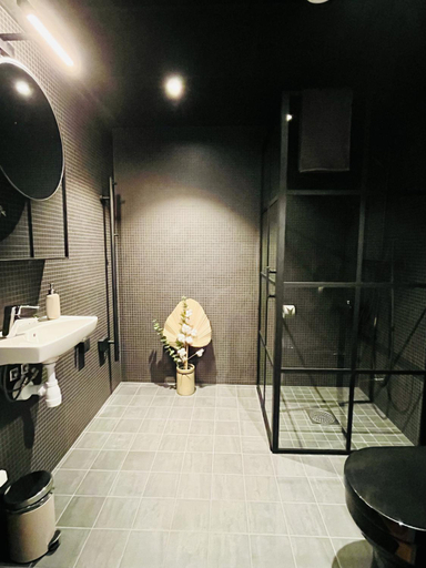 Bathroom, Spirit Bed & Breakfast, Bjuv