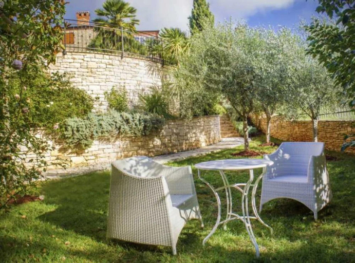 Garden 3, Villa mit Pool in Kastelir fur 9 Personen, Kaštelir-Labinci