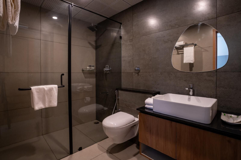 Bathroom 4, Atmosfera, Bangalore