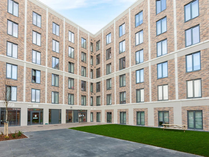 Exterior & Views 1, For Students Only - Straits Meadow - Near Edinburgh City Centre, Edinburgh