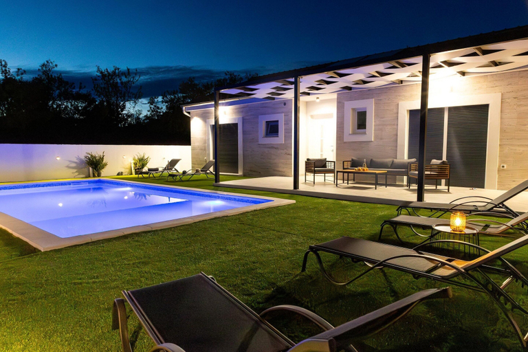 Primary image, Tranquil Holiday Home With in Stankovci, Stankovci