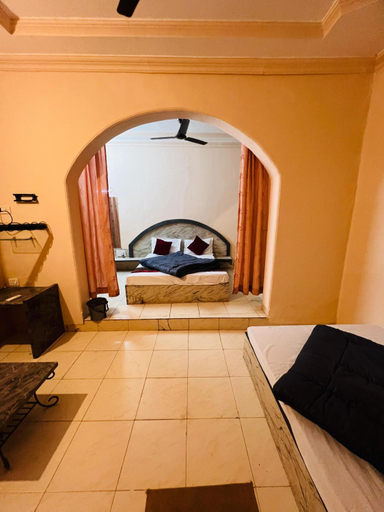 Others 2, The Wayside Inn, Raigarh