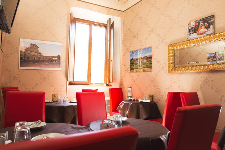 Food & Drinks 5, Palazzo Riario, Viterbo