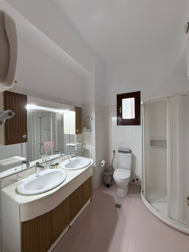 Bathroom 4, Golden Sun Hotel Patmos, South Aegean