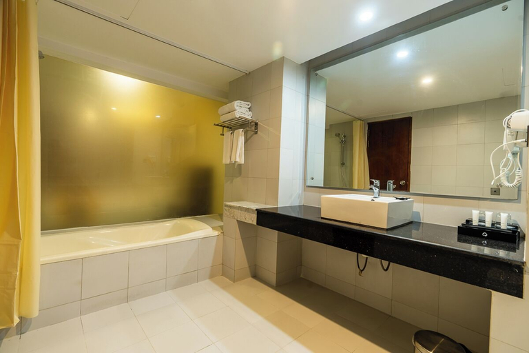 Bathroom 5, Best Western Heritage, Cox's Bazar
