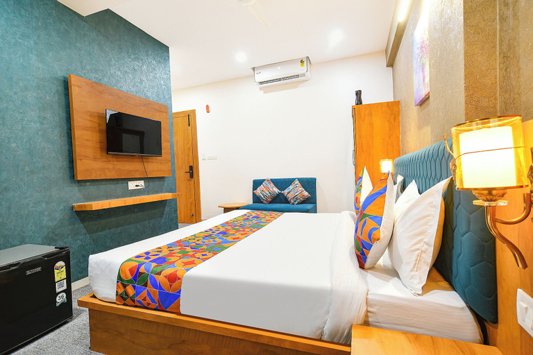 Room 5, Fabhotel The Muffet, Indore
