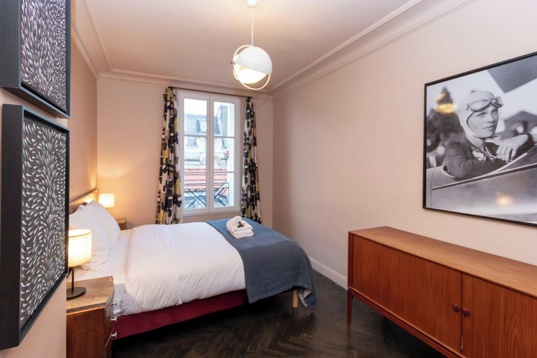 Room 5, Superb Flat With Terrace in the Centre of Paris, Paris