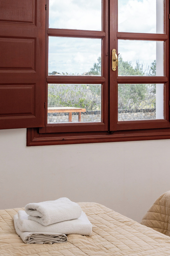 Bedroom 2, Birds Villa Apartments with Heated Pool - Including Car and Breakfast, South Aegean