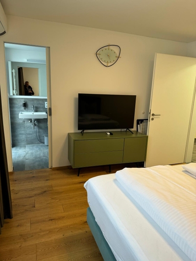 Bedroom 2, MUNICH FINEST APARTMENTS, München