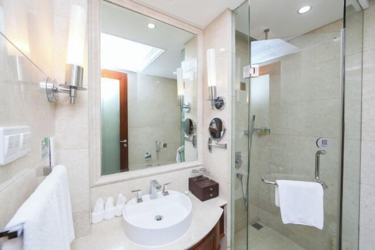 Bathroom 3, Meiyuan Hotel, Ningbo
