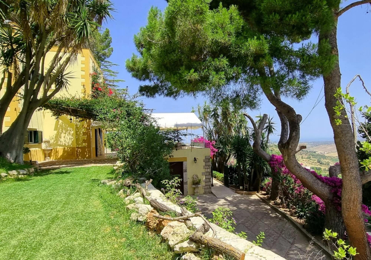 Room 2, Villa Tommaso Maruggi, Trapani