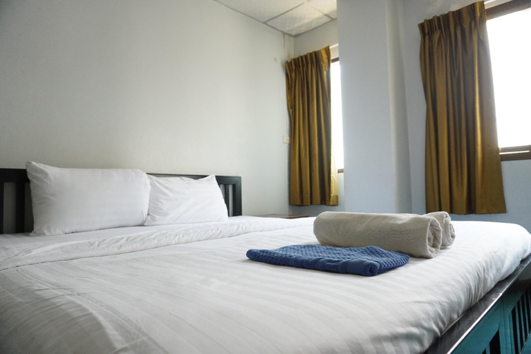 Bedroom 3, Baanchang Guesthouse, Hua Hin