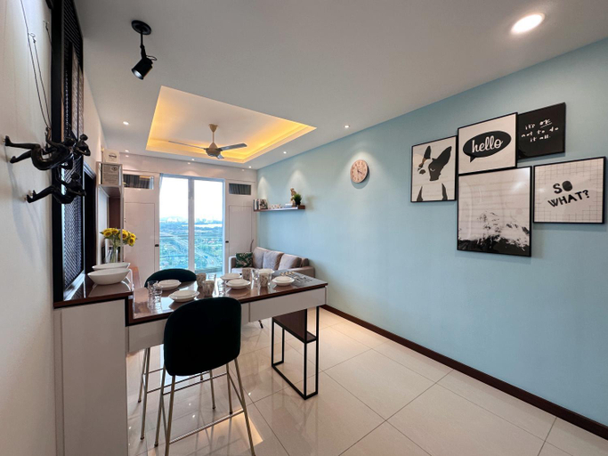 Food & Drinks 5, Paragon Suite By Antlerzone, Johor Bahru