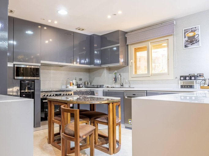 Private kitchen, Premiere Cairo Apartments & Studios, Nasr City 1