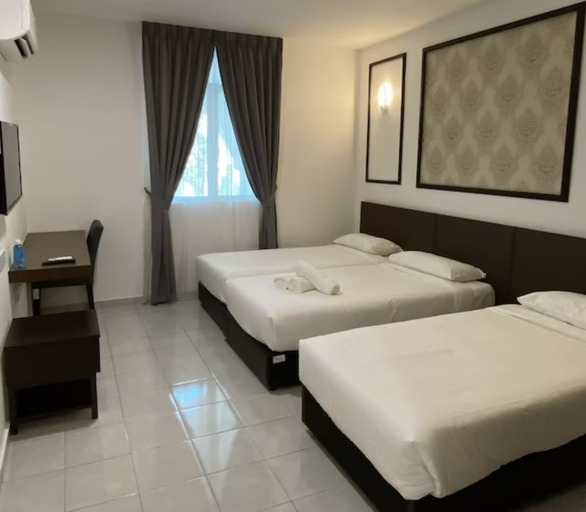 Others 3, Palette Cara Hulu Near Jonker Street Malacca, Malacca City