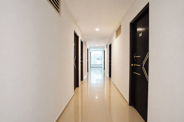 Lobby 3, Fabhotel Rvc Hospitality, Pune