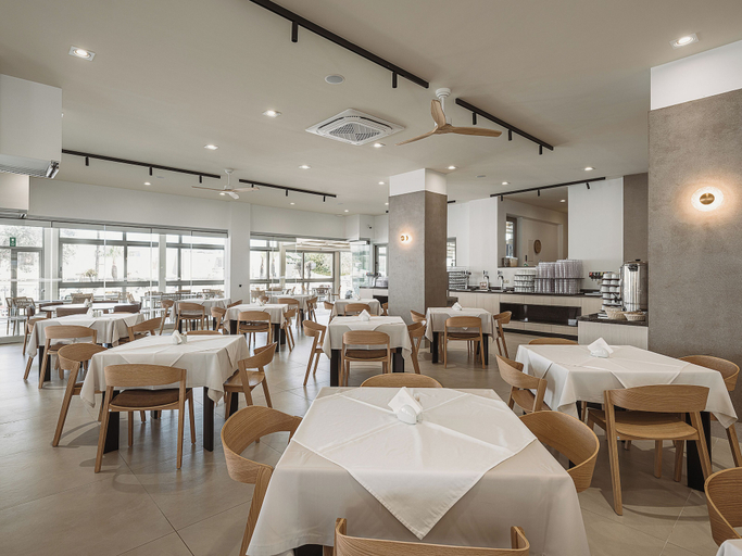 Food & Drinks 5, Sirios Village Hotel & Bungalows - All Inclusive, Crete