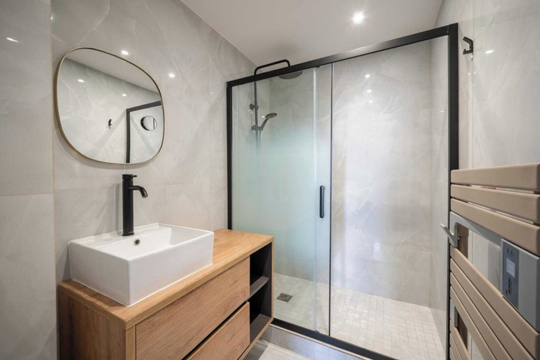 Bathroom 3, Magnificent Appartment - 6P - Saint Tropez Center, Var