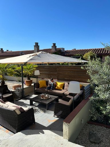 Others 3, Villa Peralta Girona City w above ground Pool, Girona
