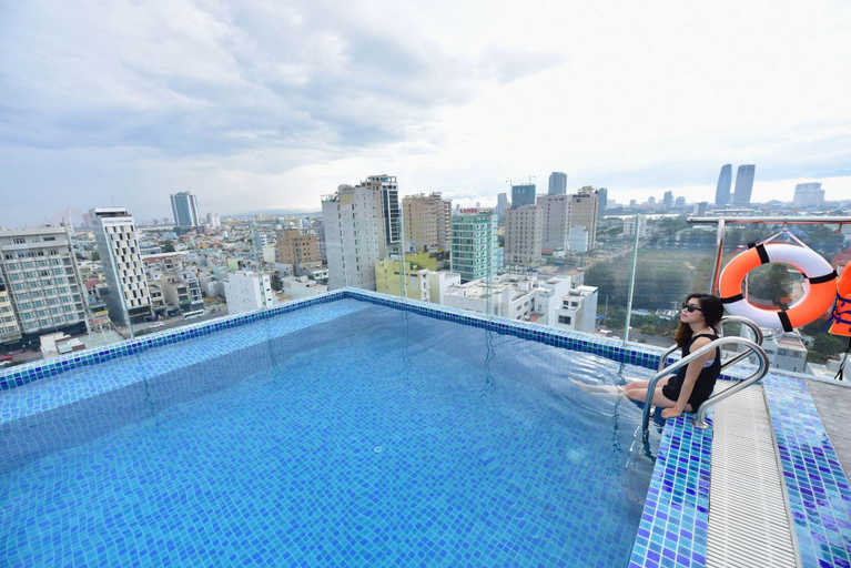Sport & Beauty 2, Bliss Luxury Hotel & Spa, Da Nang
