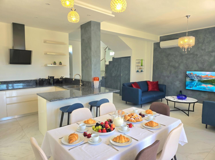 Food & Drinks, Modern Villas at Perla Resort, Durrësit