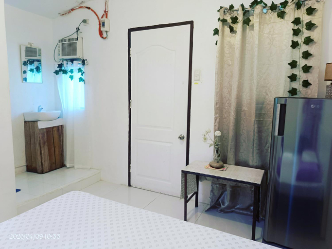 Bedroom 2, Babu Backpackers inn, Moalboal