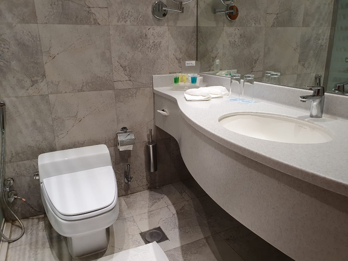 Bathroom 4, Mena Holiday Beach Resort Half Moon Bay, Dammam