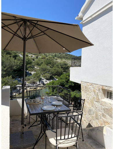 Balcony 5, Private Hideaway in Zut Island, Sali