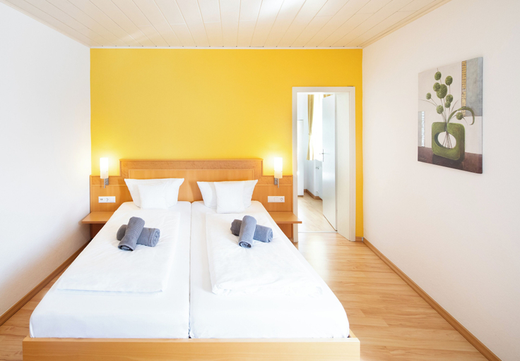 Room 2, Hotel zum Moselstrand, Cochem-Zell
