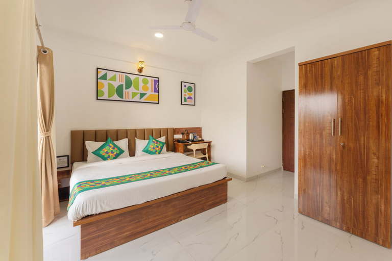 Room 5, Treebo Lime Light, Pune
