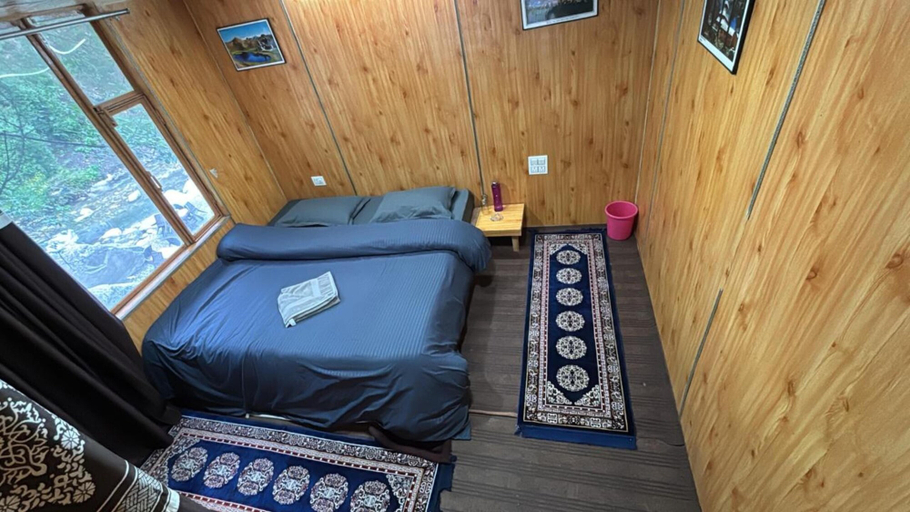 Room 5, Zenden Stay And Cafe, Kullu