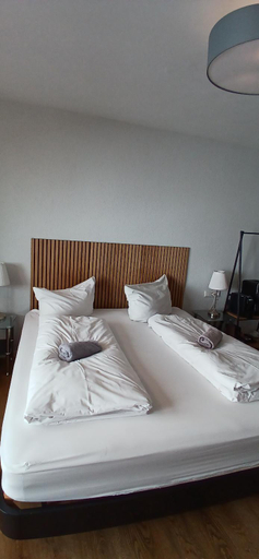 Bedroom 4, Hotel Birnbaum, Ansbach