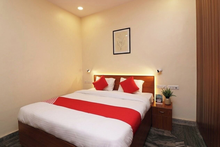 Others 2, Hotel Meerut International, Meerut